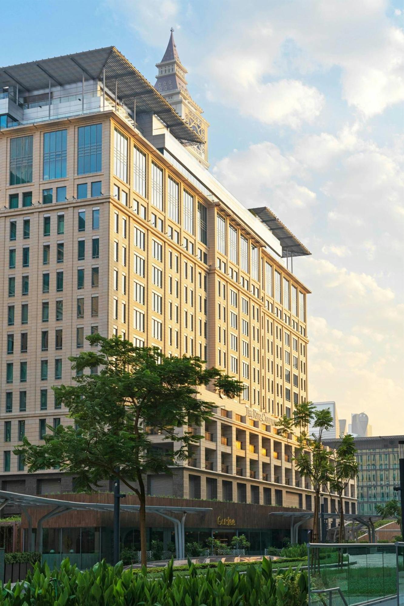 Ritz Carlton Difc Downtown Dubai Otel Dış mekan fotoğraf
